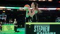 Elitní snajperka WNBA Sabrina Ionescuová při All Star Game NBA rozhodně nepropadla