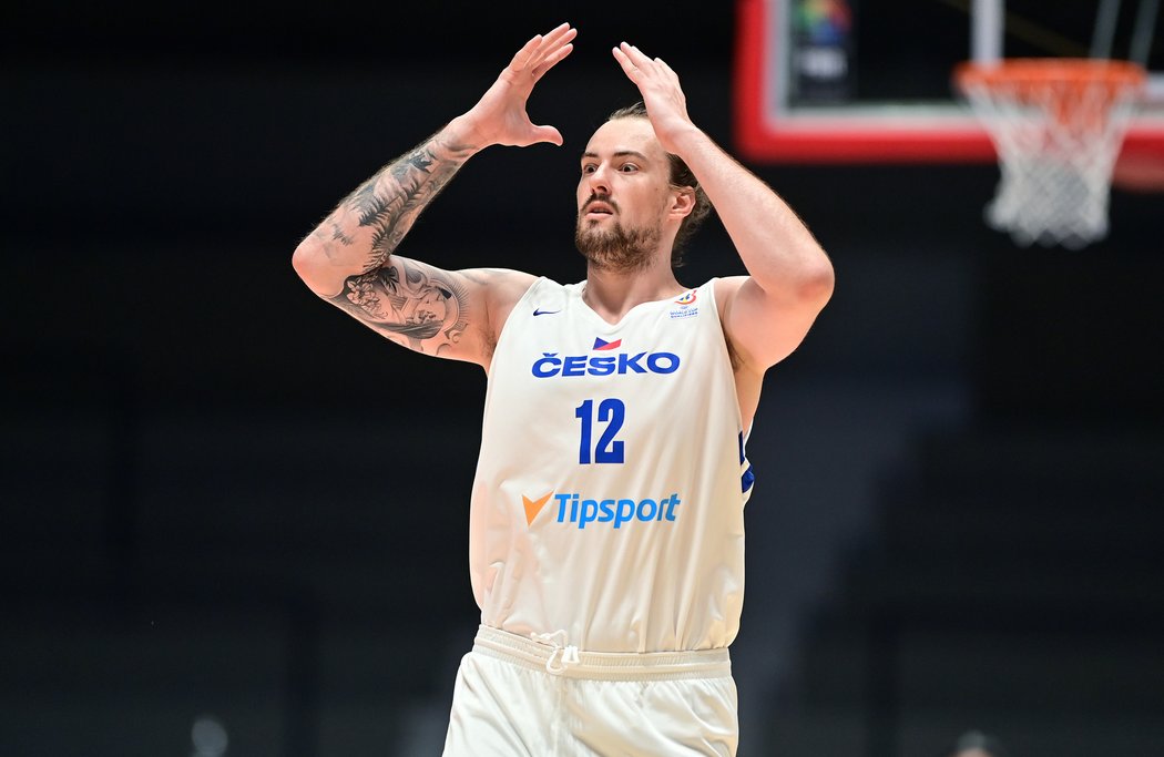 Český basketbalista Ondřej Balvín