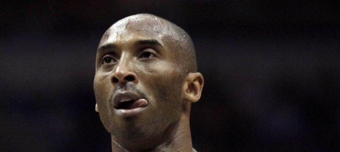 Kobe Bryant se vážně zranil a sezona pro něj skončila