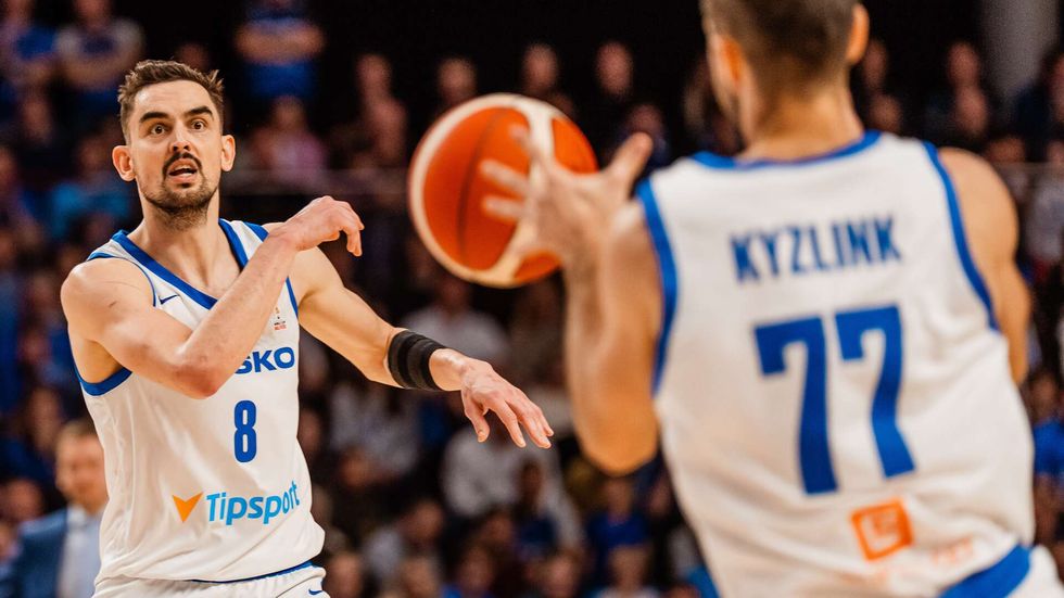 Tomáš Satoranský v utkání proti Estonsku