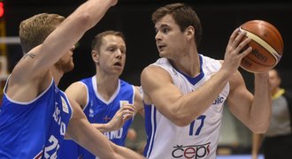 Úspěšný start! Čeští basketbalisté vstoupili do kvalifikace o MS výhrou nad Islandem