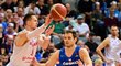 Čeští basketbalisté v duelu s Polskem