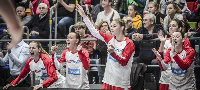 České basketbalistky vyhrály ve Švýcarsku a slaví postup na mistrovství Evropy