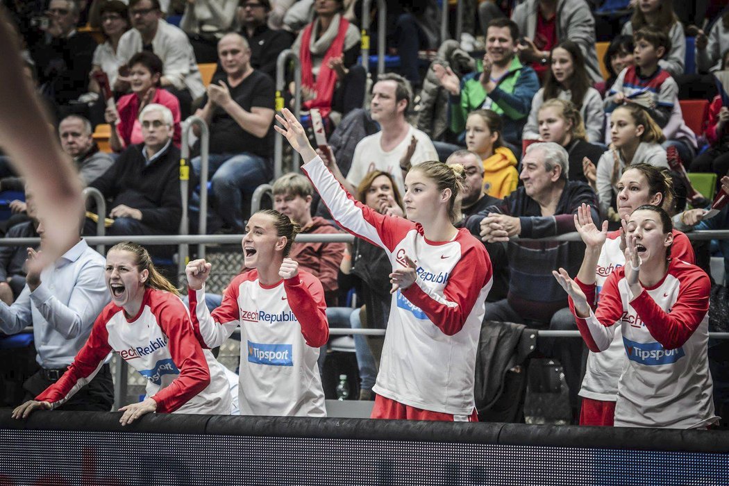 České basketbalistky vyhrály ve Švýcarsku a slaví postup na mistrovství Evropy