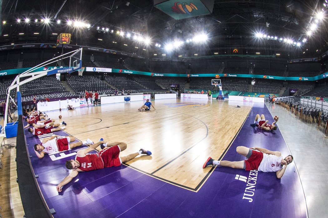 Čeští basketbalisté trénovali 30. srpna v rumunské Kluži před startem mistrovství Evropy