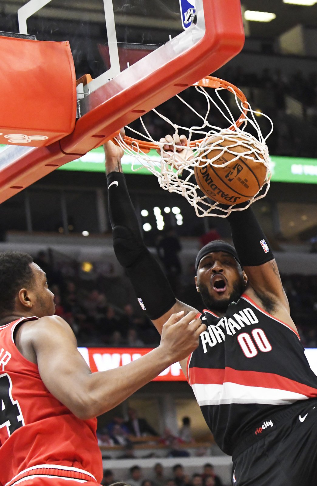 Portland už si výhru pohlídal i díky 25 bodům Carmela Anthonyho, nejlepšího střelce zápasu.