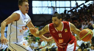 Taháky finále NBL: Nymburský útok na 13. titul i peklo v Děčíně