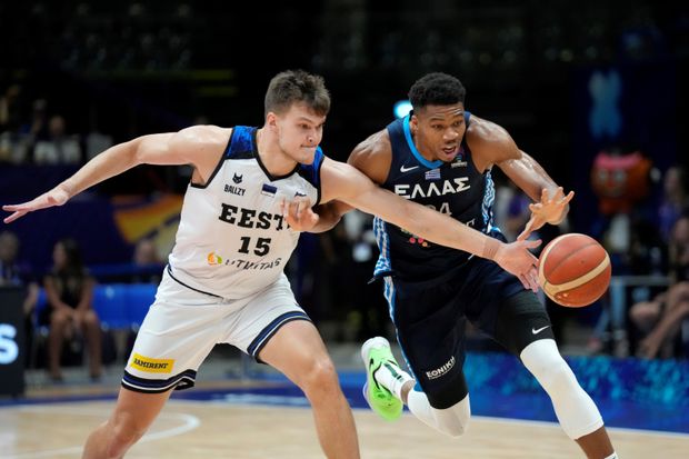 Giannis Antetokounmpo během zápasu na EuroBasketu Giannis Antetokounmpo během zápasu na EuroBasketu