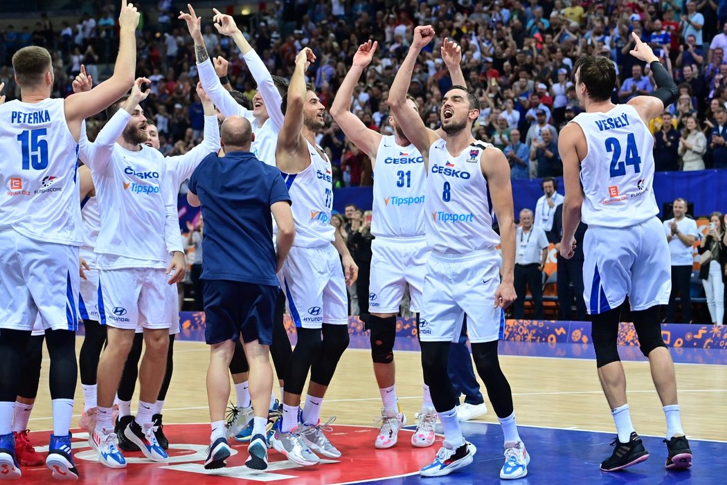 Postupová euforie českého týmu na EuroBasketu poté, co zvládli duel s Izraelem v poměru 88:77