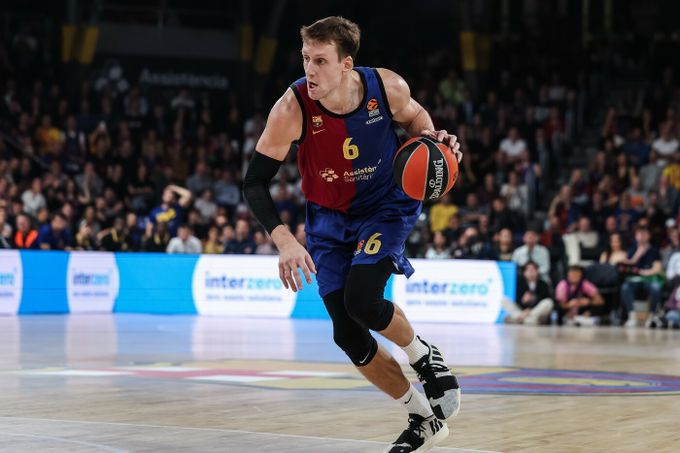 Basketbalová hvězda se loučí. Veselý po vypršení smlouvy v Barceloně ukončí kariéru Basketbalová hvězda se loučí. Veselý po vypršení smlouvy v Barceloně ukončí kariéru