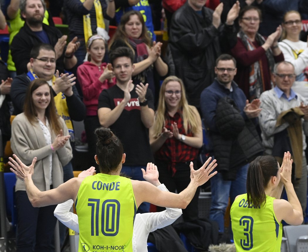Basketbalistky USK Praha zdolaly Schio a jsou ve Final Four