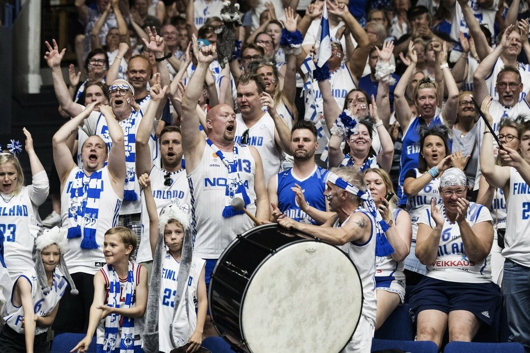 Finští fanoušci se ve velkém počtu chystají na EuroBasket do Prahy