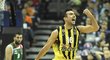 Kostas Sloukas se raduje z dalších bodů