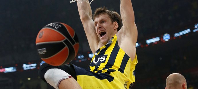 Veselý s Fenerbahce bude ve finále obhajovat euroligový titul