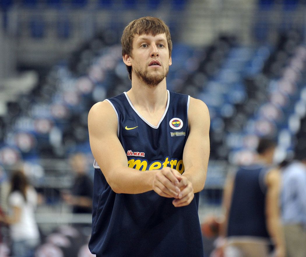 Jan Veselý, basketbalista Fenerbahce