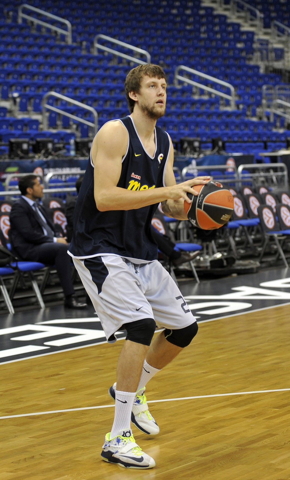 Jan Veselý na tréninku Fenerbahce Istanbul