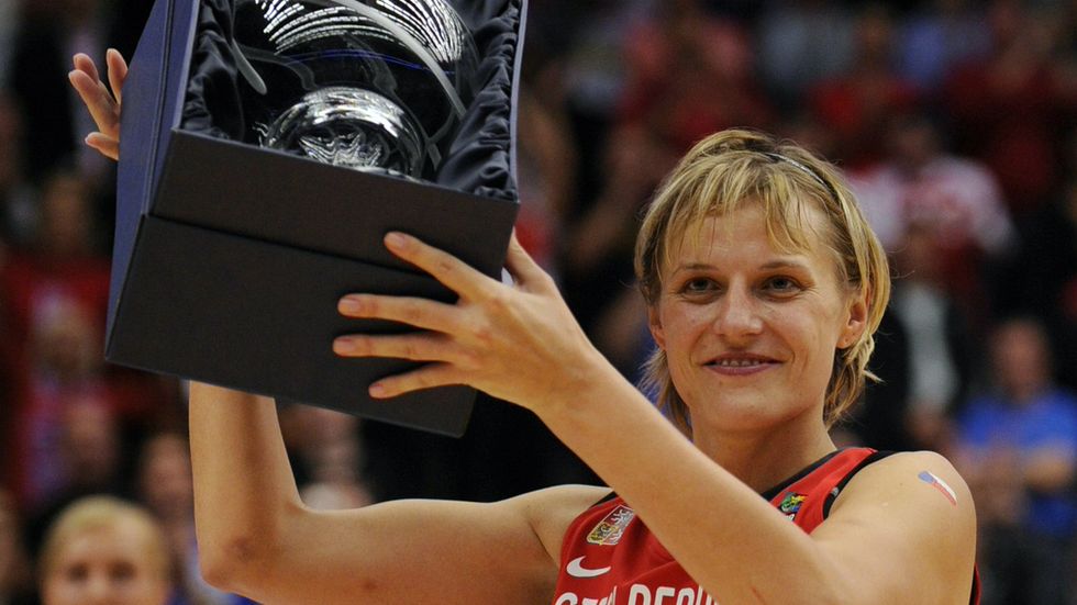 Češky myslí na olympiádu: Vrať se zpět, kapitánko!