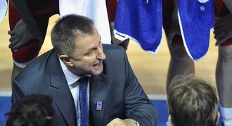 Kouč basketbalistek Blažek: Po výhře se netýráme