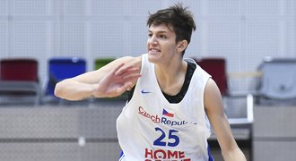 Kouč basketbalistů zúžil nominaci pro MS, nevešel se talent Krejčí