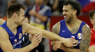 Místní jídlo neriskujte! Basketbalistům pomáhá i výživová expertka