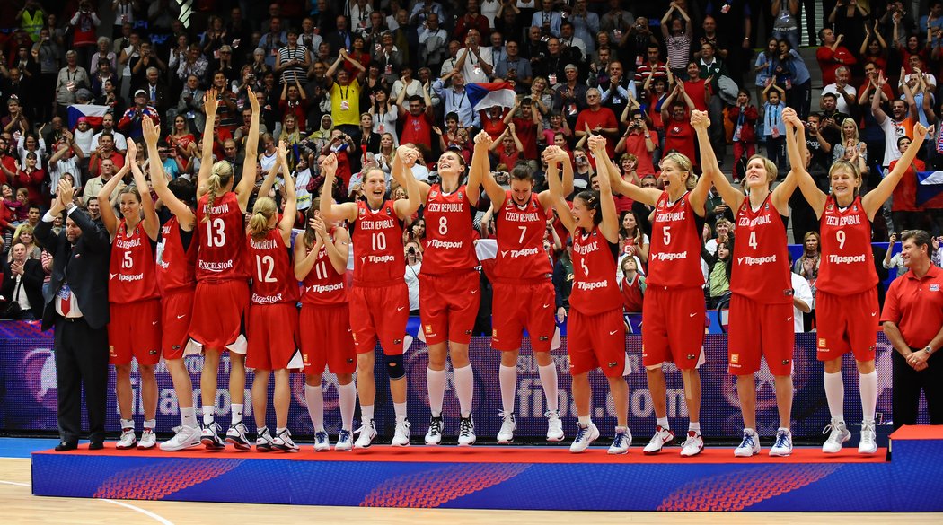 České basketbalistky na druhém nejvyšším stupínku