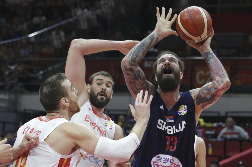 Miroslav Raduljica se tentokrát prosadil, Srbové přesto se Španěly prohráli