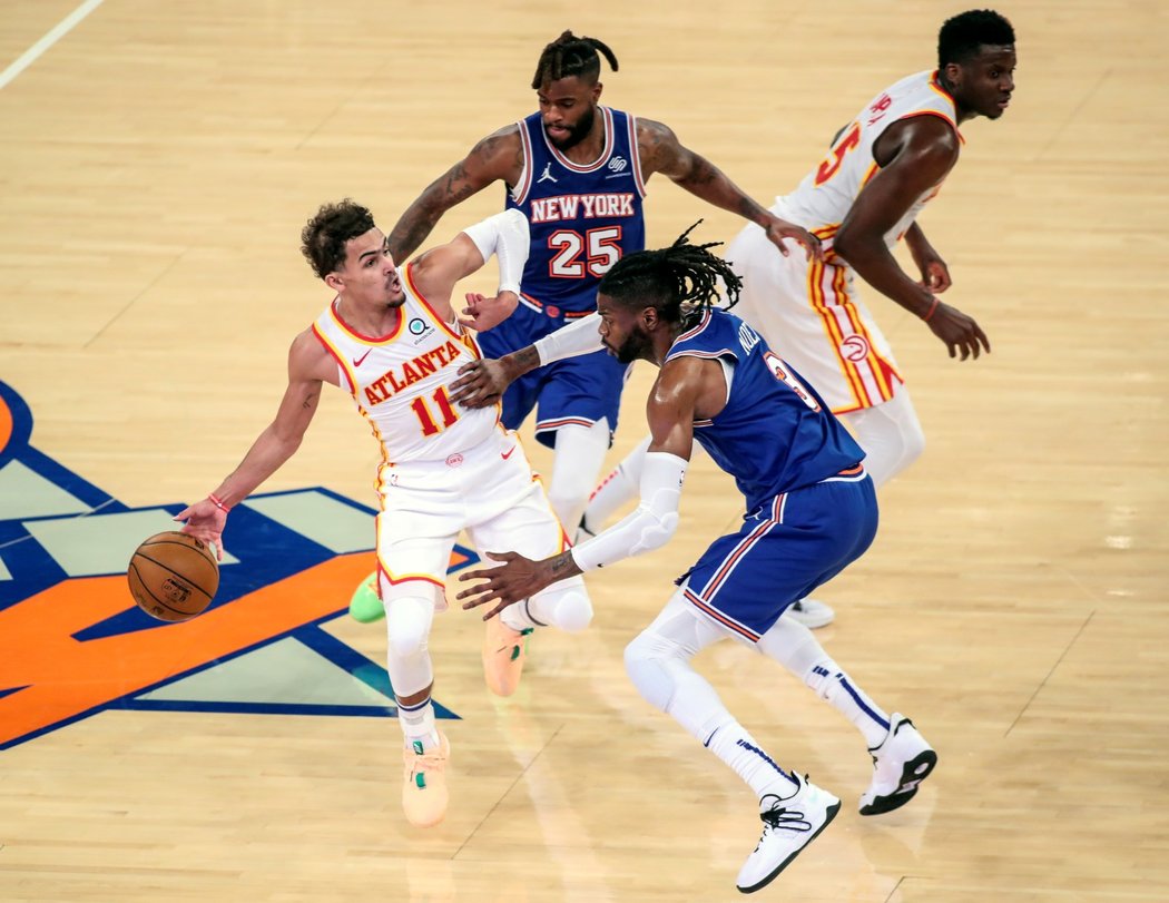 Basketbalisté Atlanty postoupili po výhře 103:89 v Madison Square Garden a celkem 4:1 na zápasy přes newyorské Knicks do druhého kola play off NBA