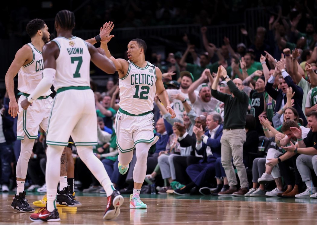 Basketbalisté Bostonu slaví úspěšnou pasáž hry