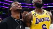 Bronny James a táta LeBron po zápase Lakers Bronny James a táta LeBron po zápase Lakers