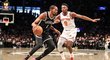Kevin Durant z Brooklynu se v derby proti New York Knicks blýskl 53 body