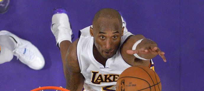 Třetí nejlepší střelec historie NBA Kobe Bryant po sezoně ukončí kariéru.