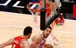 Ani 12 bodů Tomáše Satoranského nestačilo basketbalistům Chicaga k odvrácení porážky 97:108 v Atlantě a Bulls se tak vzdálila šance na play off NBA.