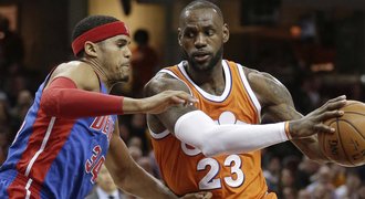 James a Westbrook se v NBA blýskli dalším triple doublem