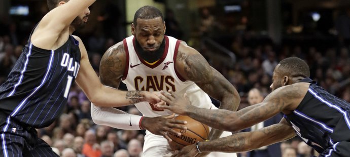 LeBron James pomohl Cavaliers k výhře