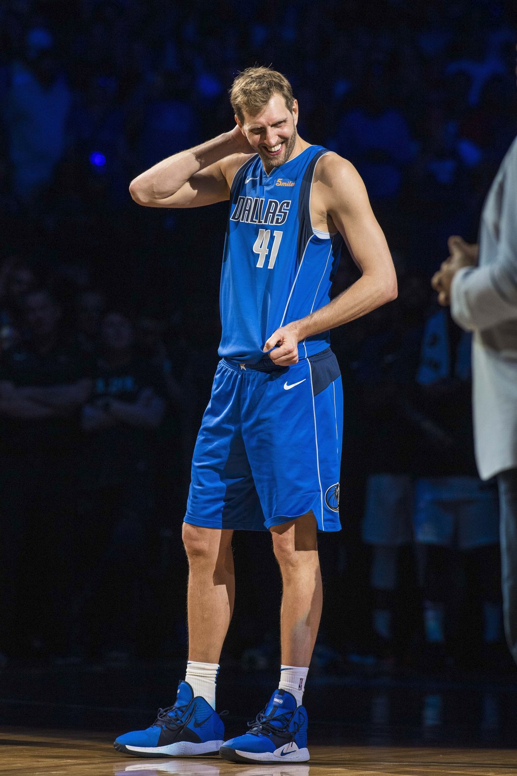 Nejlepší evropský střelec v historii NBA Dirk Nowitzki oznámil ve 40 letech konec kariéry.