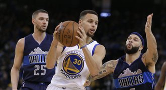 Basketbalisté Golden State vrátili Dallasu prosincovou porážku