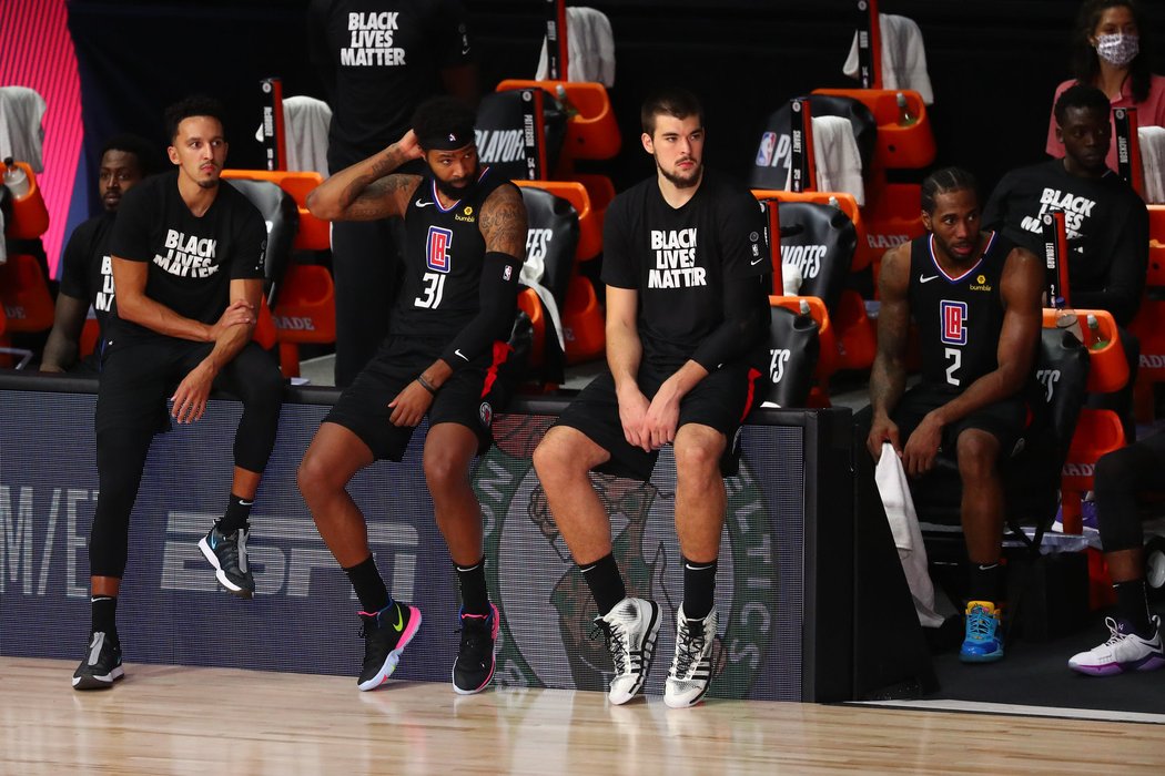 Denver zvládl rozhodující bitvu o finále konference, Clippers končí