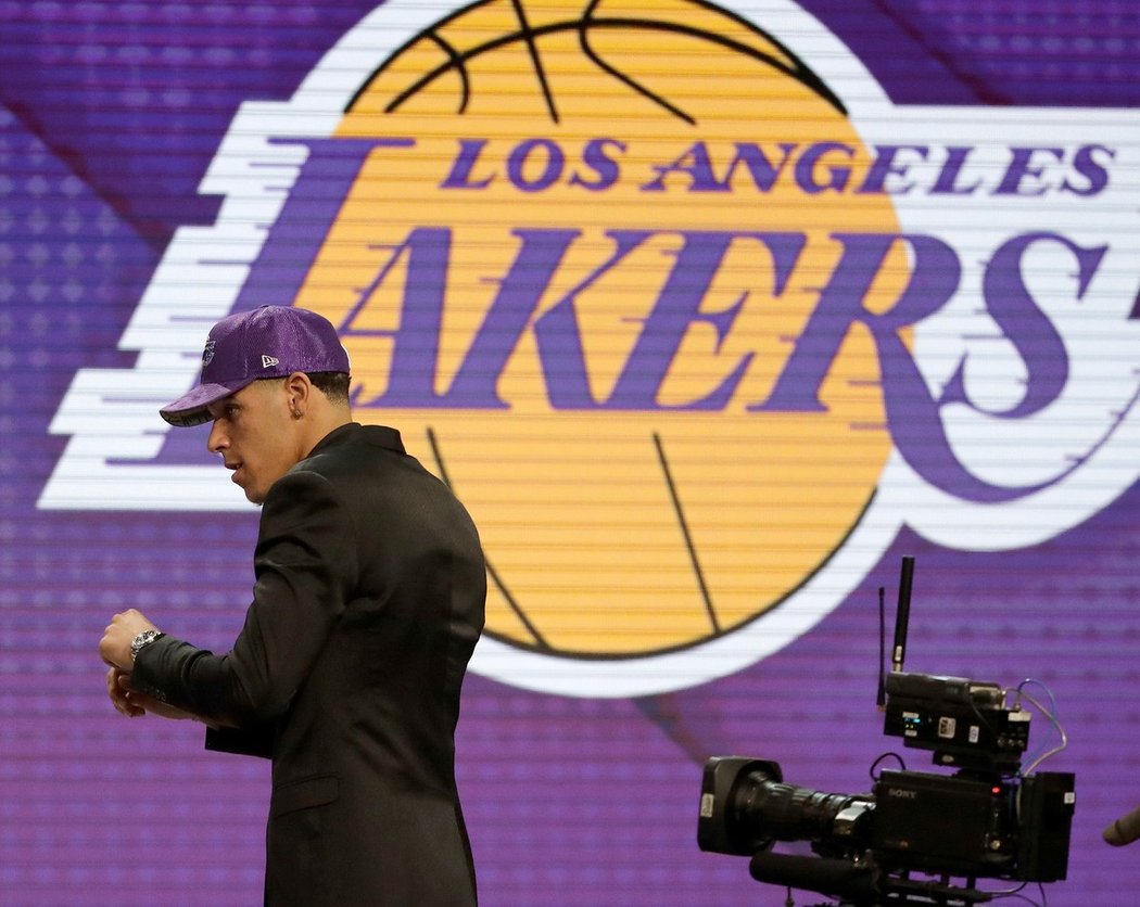 Druhou volbou se stal Lonzo Ball, nově hráč Los Angeles Lakers