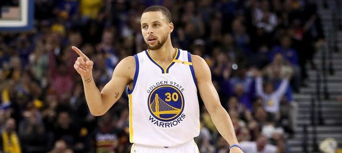 Basketbalisté Golden State vrátili Houstonu domácí porážku