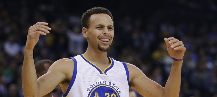 Výborný Curry zaznamenal 31 bodů.