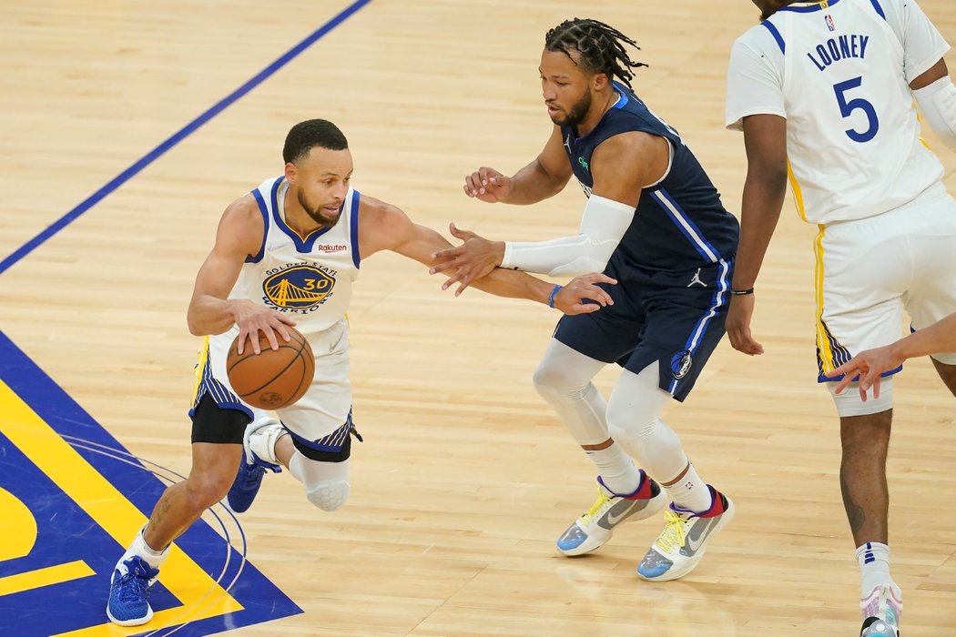 Basketbalisté Golden State porazili v NBA Dallas i podruhé a po výhře 126:117 zvýšili stav série ve finále Západní konference na 2:0