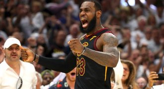 Senzační James dal 46 bodů, řežbu Clevelandu s Bostonem rozhodne 7. zápas