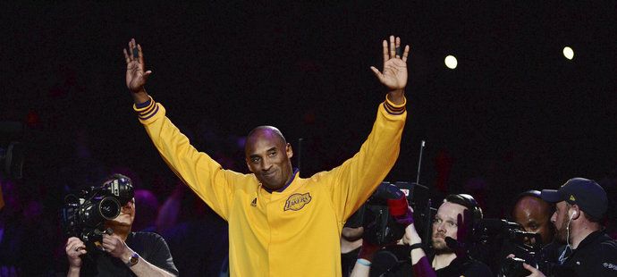 Legendární basketbalista Kobe Bryant ukončil kariéru