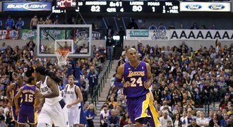 Bryant dovedl 38 body Lakers k důležité výhře v Dallasu