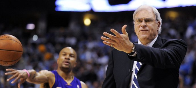 Trenér basketbalistů LA Lakers Phil Jackson.