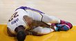 LeBron James se v posledním utkání LA Lakers zranil