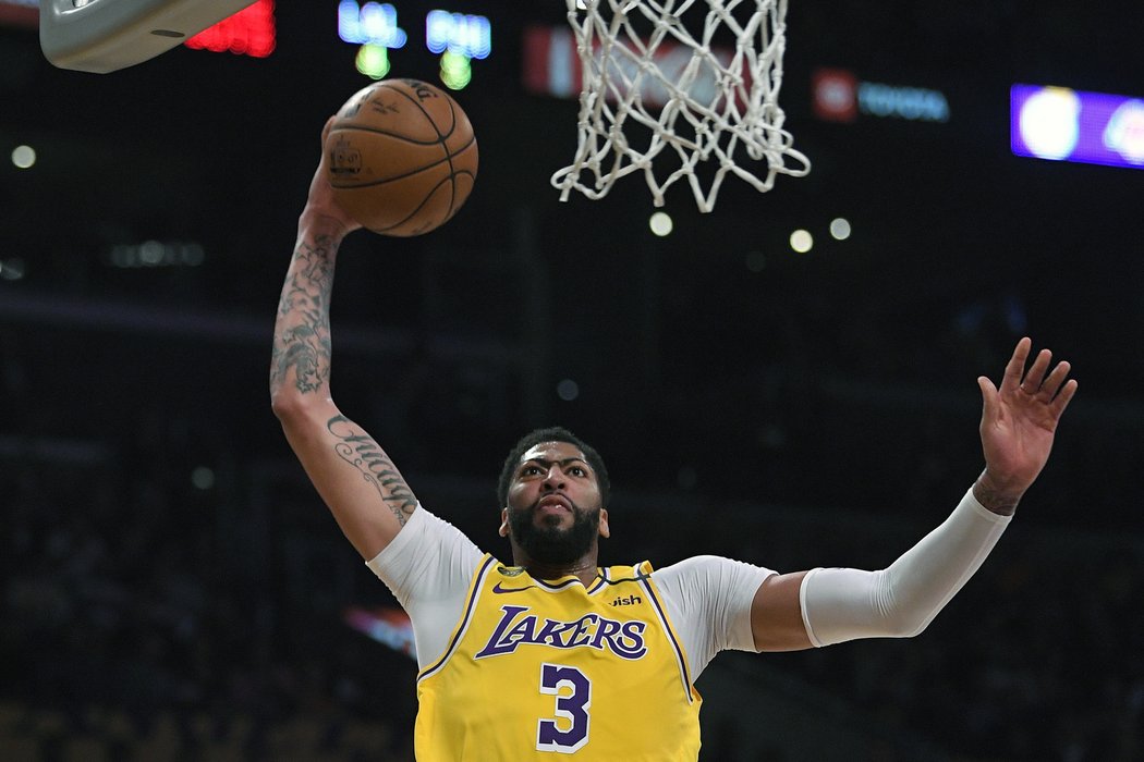 Anthony Davis se s Lakers chystá na restart NBA