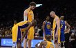 Kobe Bryant se postavil k trestnému hodu proti Warriors i s utrženou achilovkou