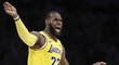 LeBron James táhl Lakers k výhře nad bývalým klubem, Miami Heat