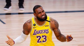 Další roky s Lakers. LeBron James podepsal novou smlouvu